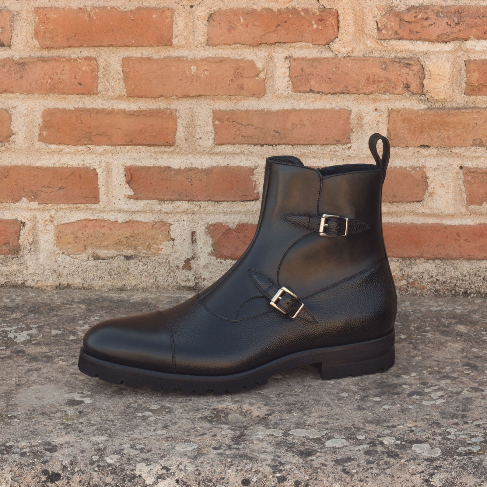 Men's Double Monk Boots in Black Pebble Grain and Italian Calf with Zipper - Maison de Kingsley Couture Harmonie et Fureur Spain