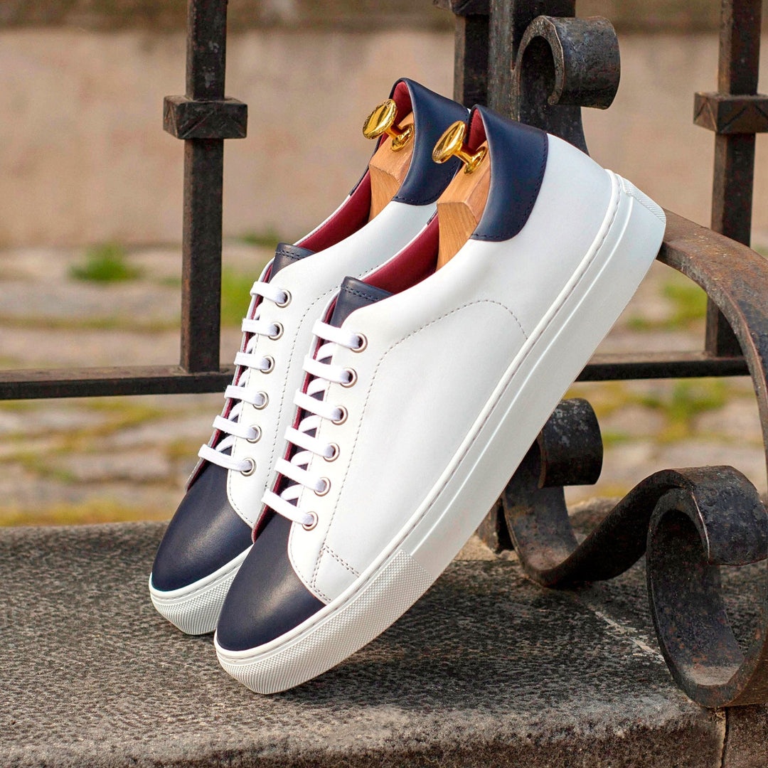 Men's Vegan Coupe-Bas Sneakers in White Navy and Red - Maison de Kingsley Couture Harmonie et Fureur Spain
