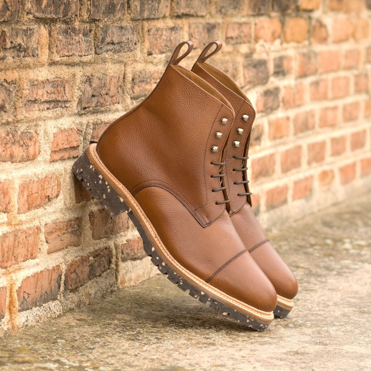 Men's Medium Brown Jump Boots with Spotted Commando Sole and Fur Lining