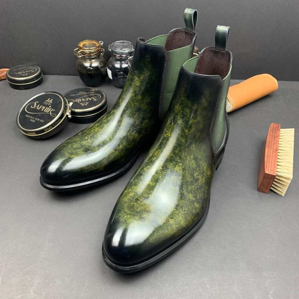 The Timeless Appeal of Chelsea Boots for Stylish Men